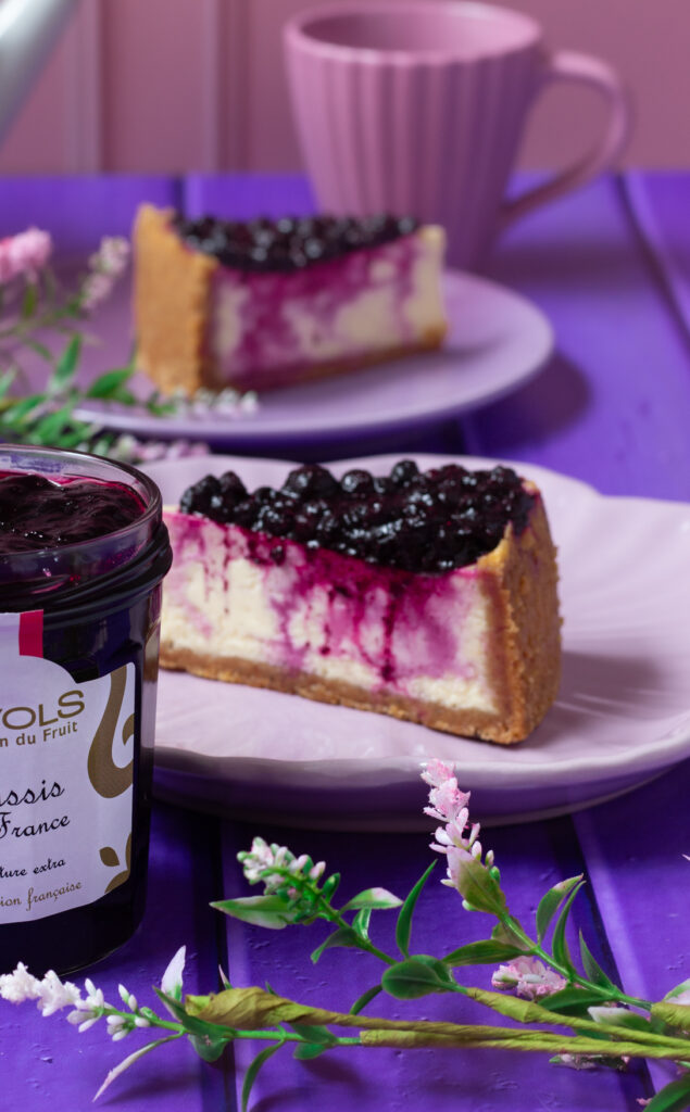 Cheesecake au cassis et confiture